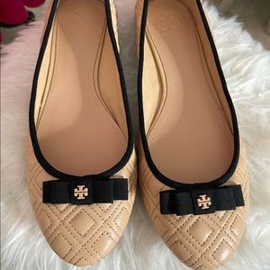 Tory Burch flats- only worn once